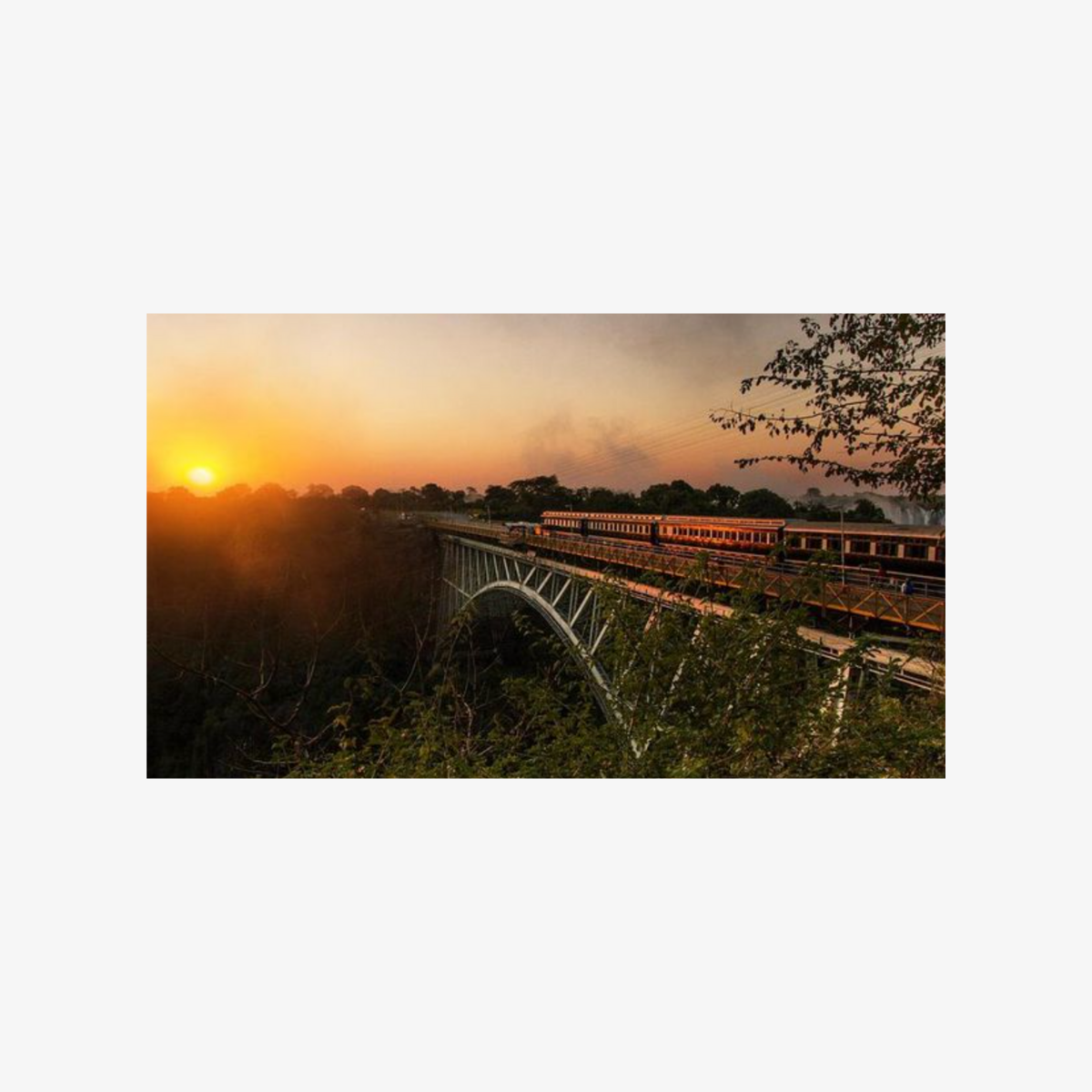 victoria-falls-steam-train-dinner.png